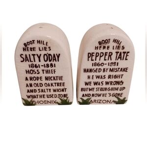 VINTAGE ARIZONA BOOT HILL SALT & PEPPER SHAKER SET 👢🤎